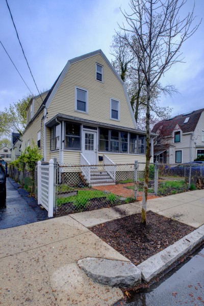 Single Family in Allston Rare 4 Bedroom